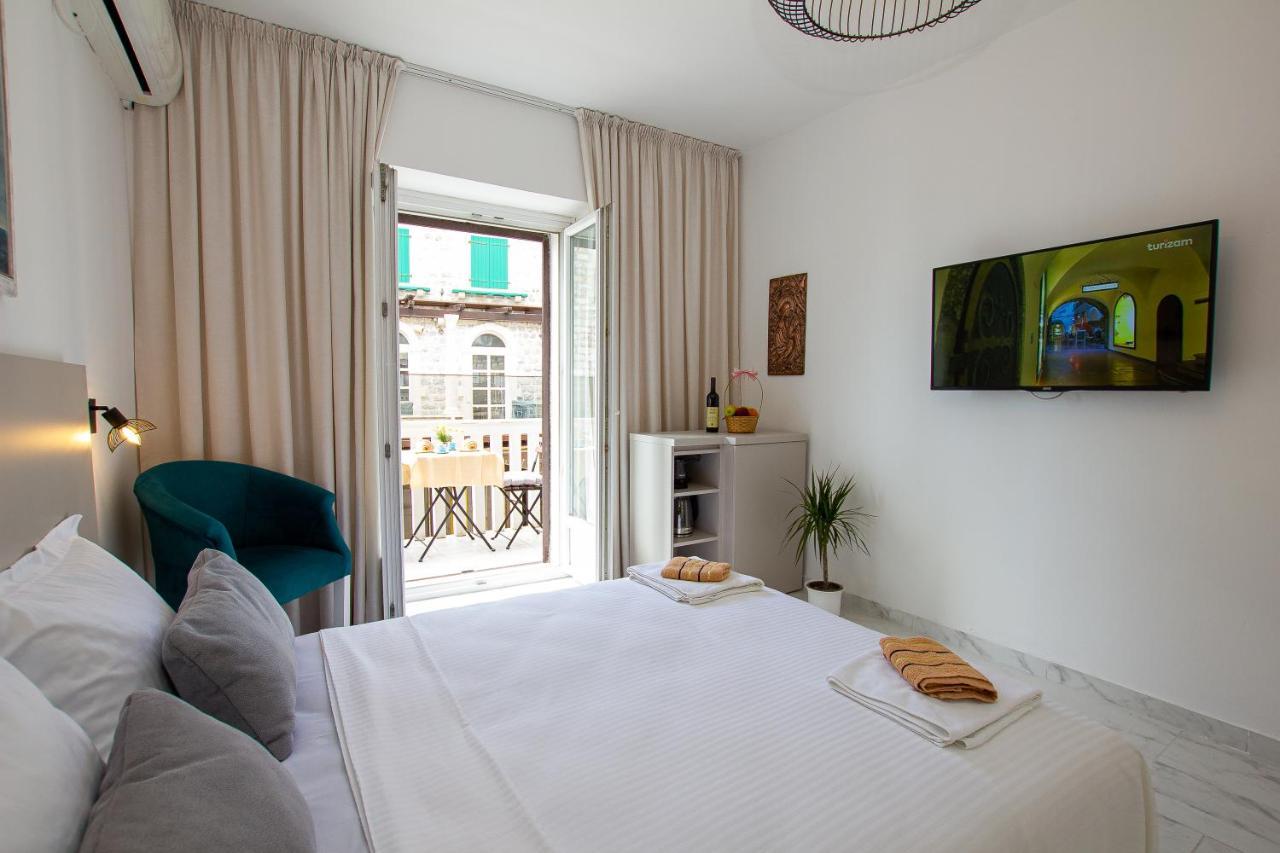 Marco Polo Apartment Petrovac Exterior photo