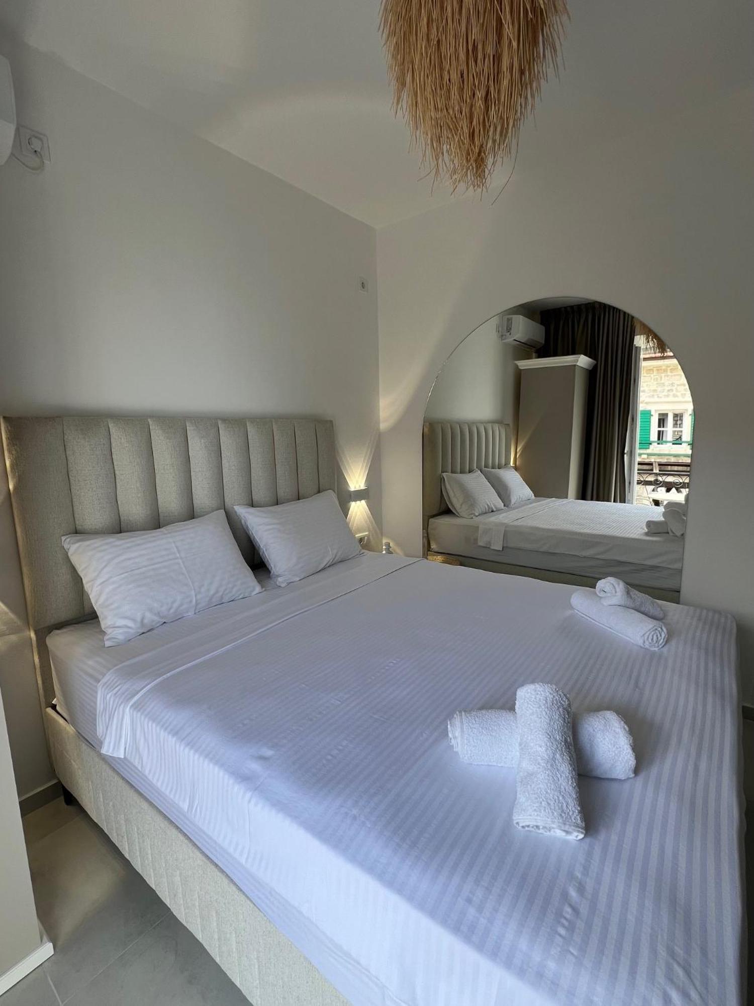 Marco Polo Apartment Petrovac Exterior photo