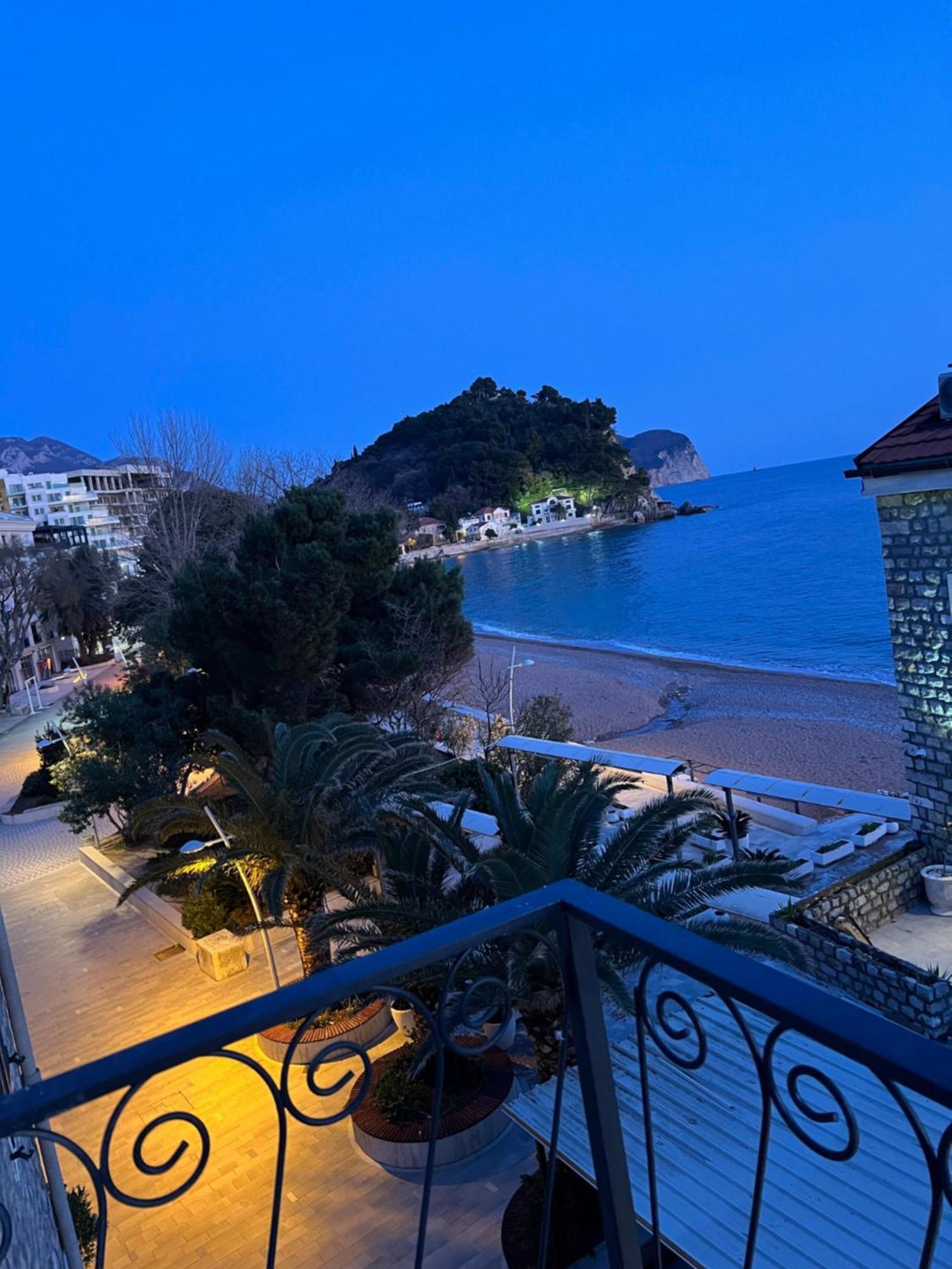 Marco Polo Apartment Petrovac Exterior photo