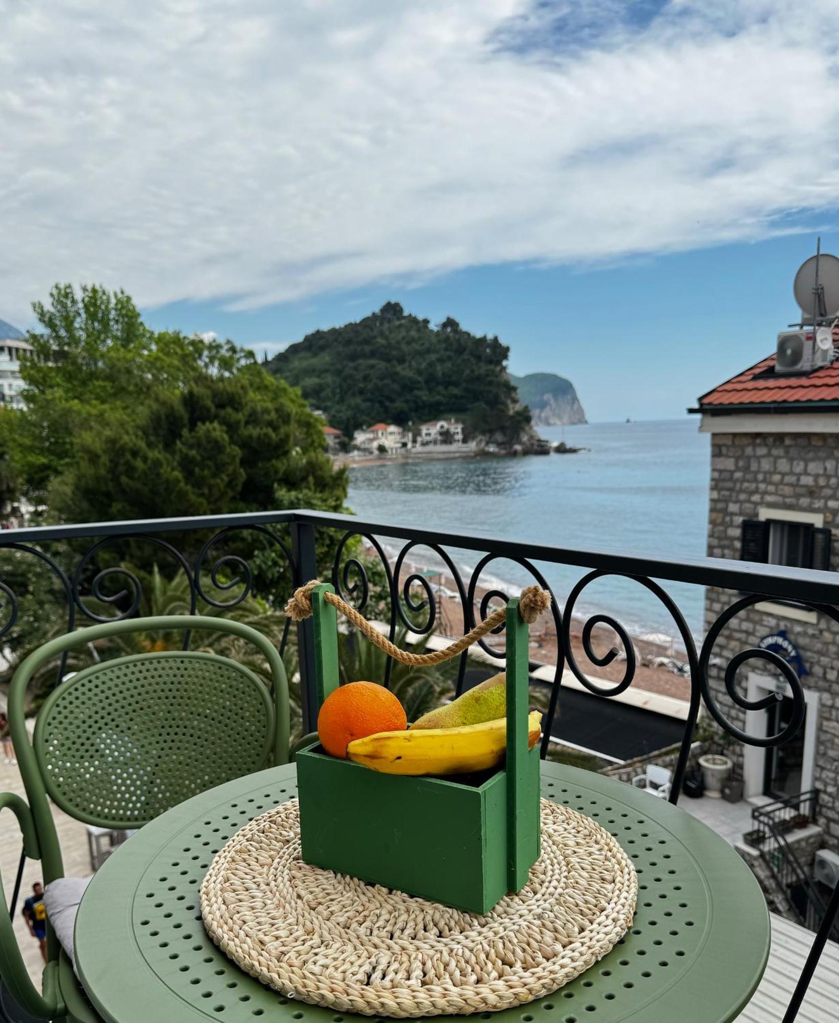 Marco Polo Apartment Petrovac Exterior photo