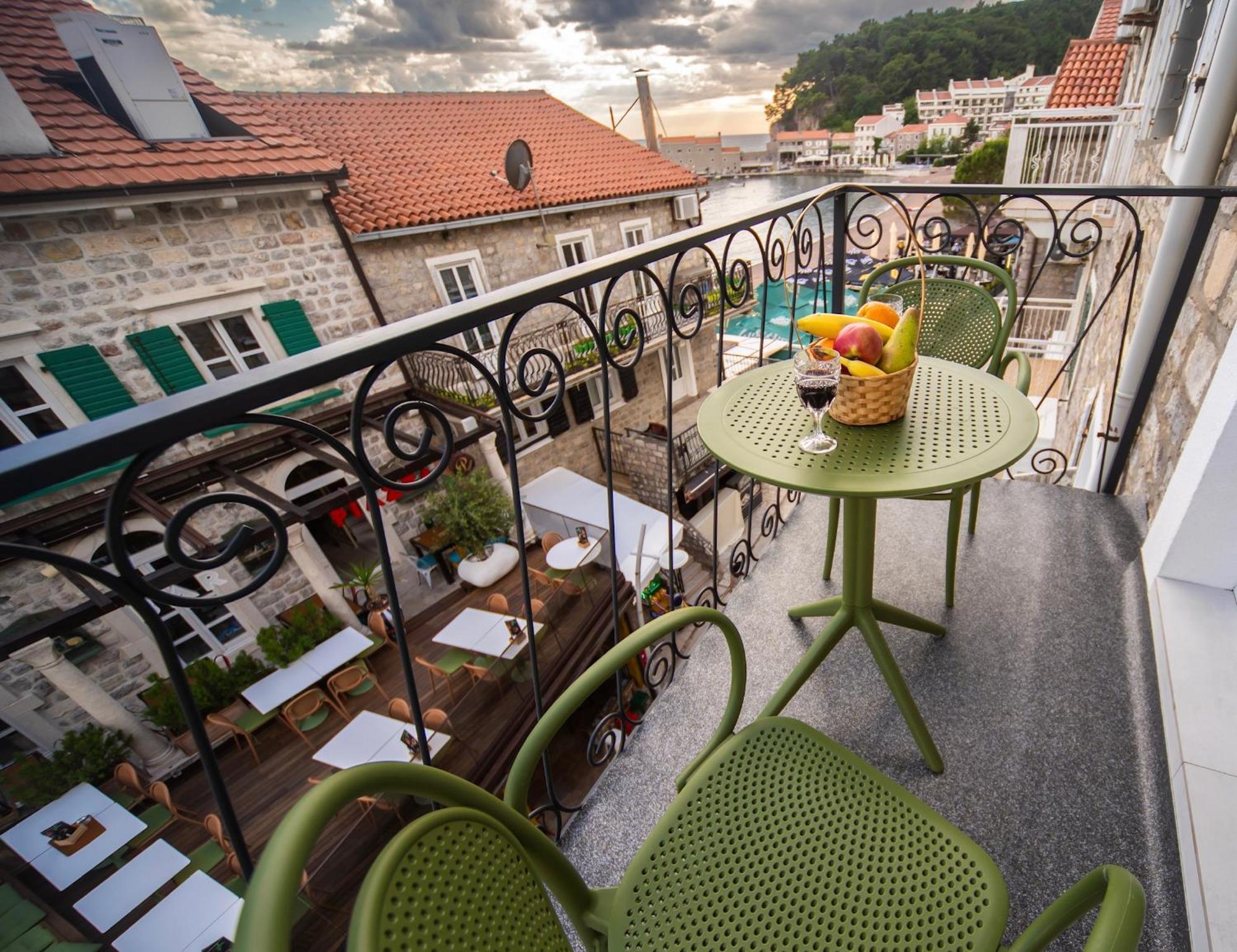 Marco Polo Apartment Petrovac Exterior photo